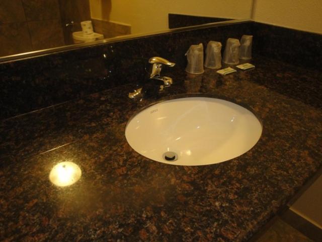 Executive Motel Юджин Экстерьер фото